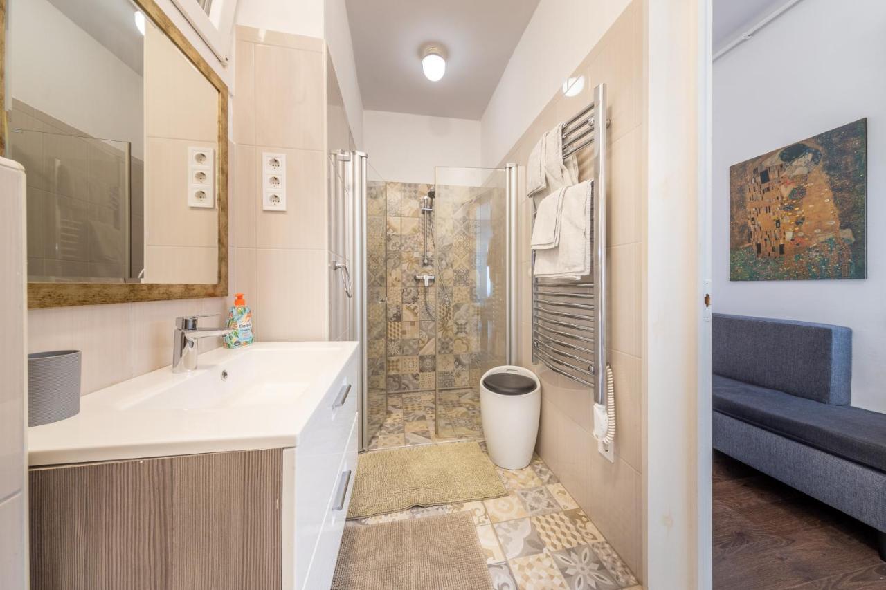 Margit Apartment Budapest Eksteriør billede