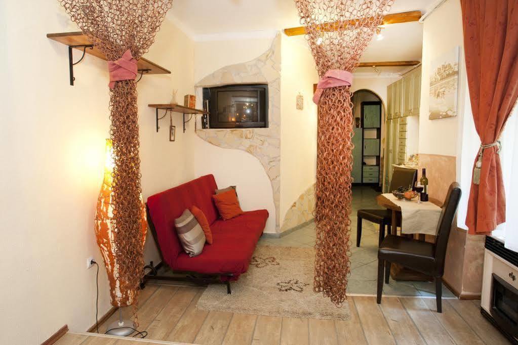 Margit Apartment Budapest Eksteriør billede
